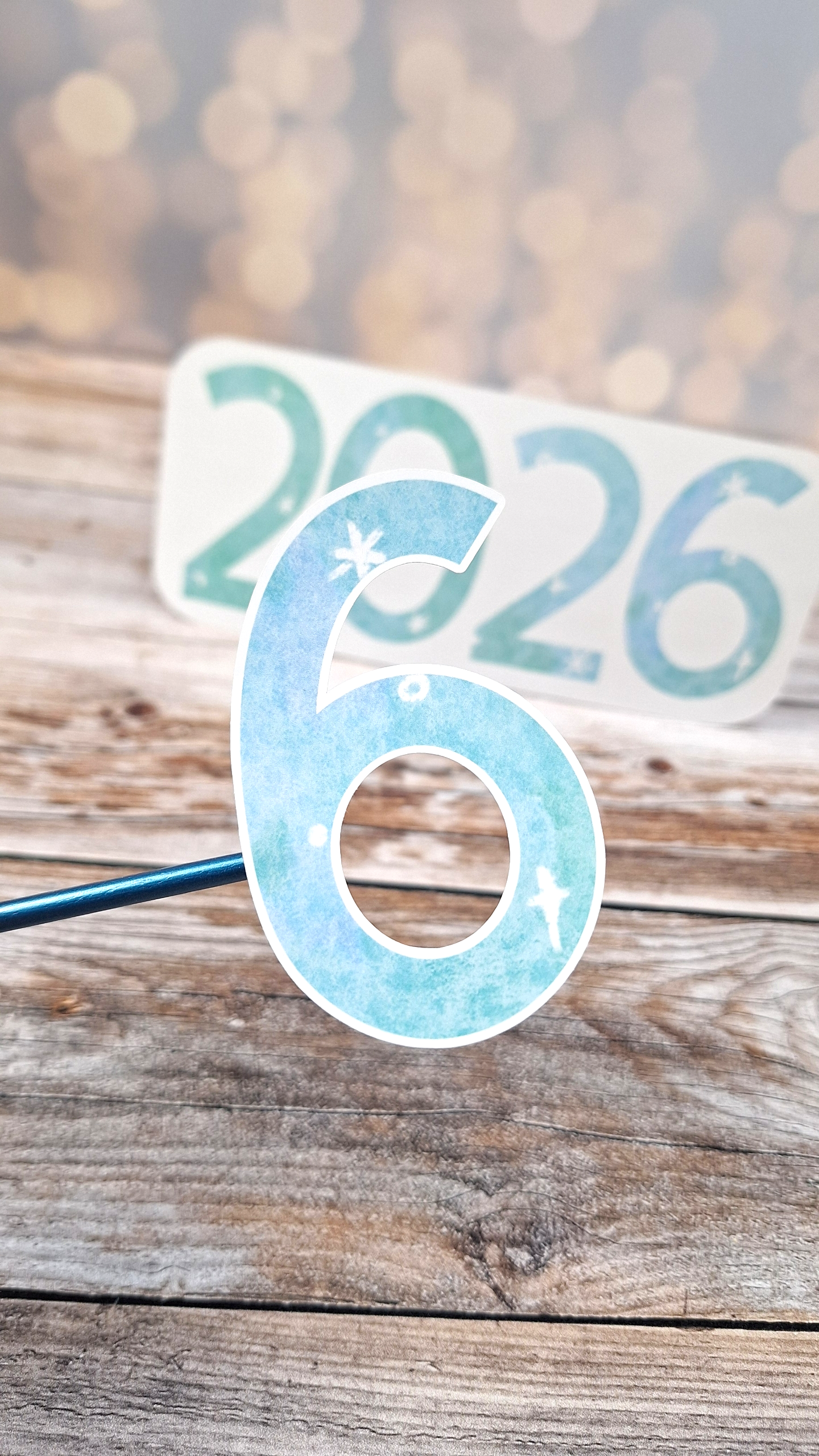 Grand Sticker "2026" - Lavis Bleu-Vert & Étoiles